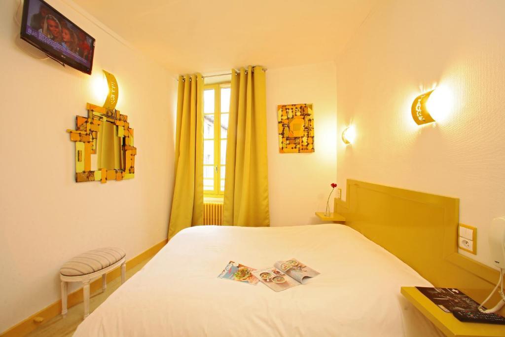 Hotel Le Coin Des Halles Cahors Rom bilde